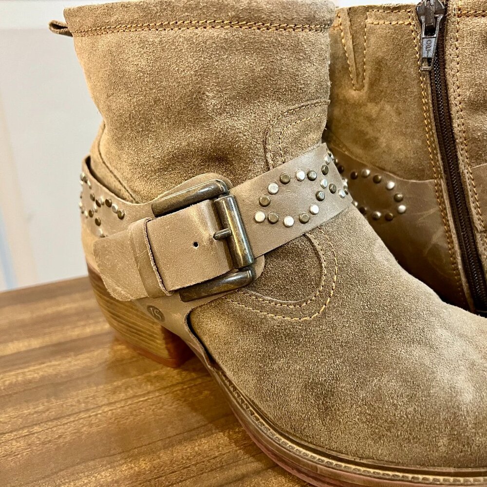 Josef Seibel Toni Tan Studded Ankle Boots - Picture 3 of 8